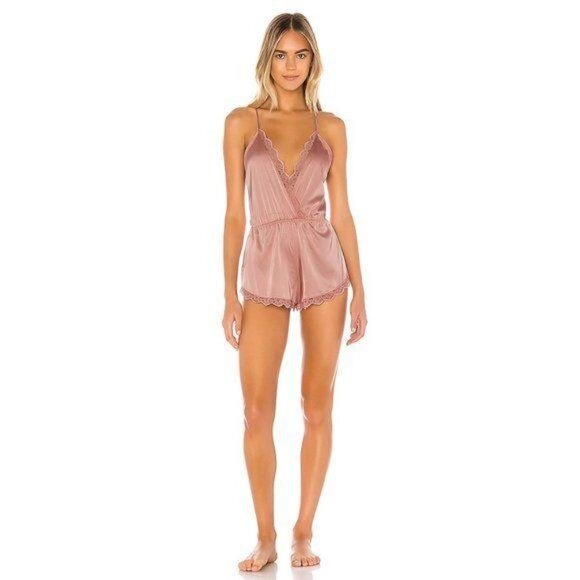Lovers + Friends Blush Rue Romper - Picture 2 of 4